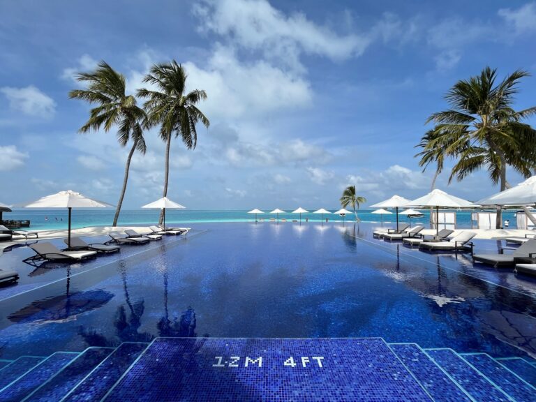 conrad-maldives-rangali-island-pool-2