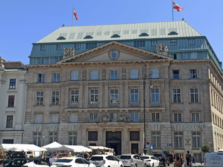 park-hyatt-vienna-fassade-komplett