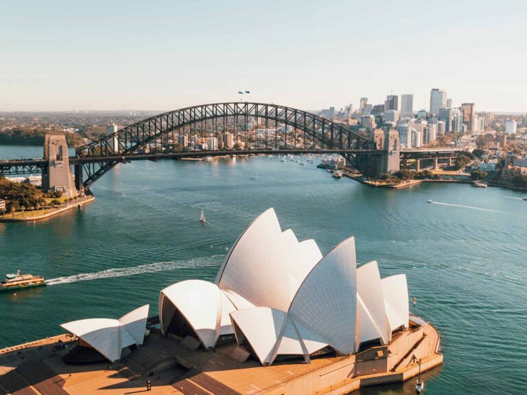 sydney-opera-harbour-unsplash